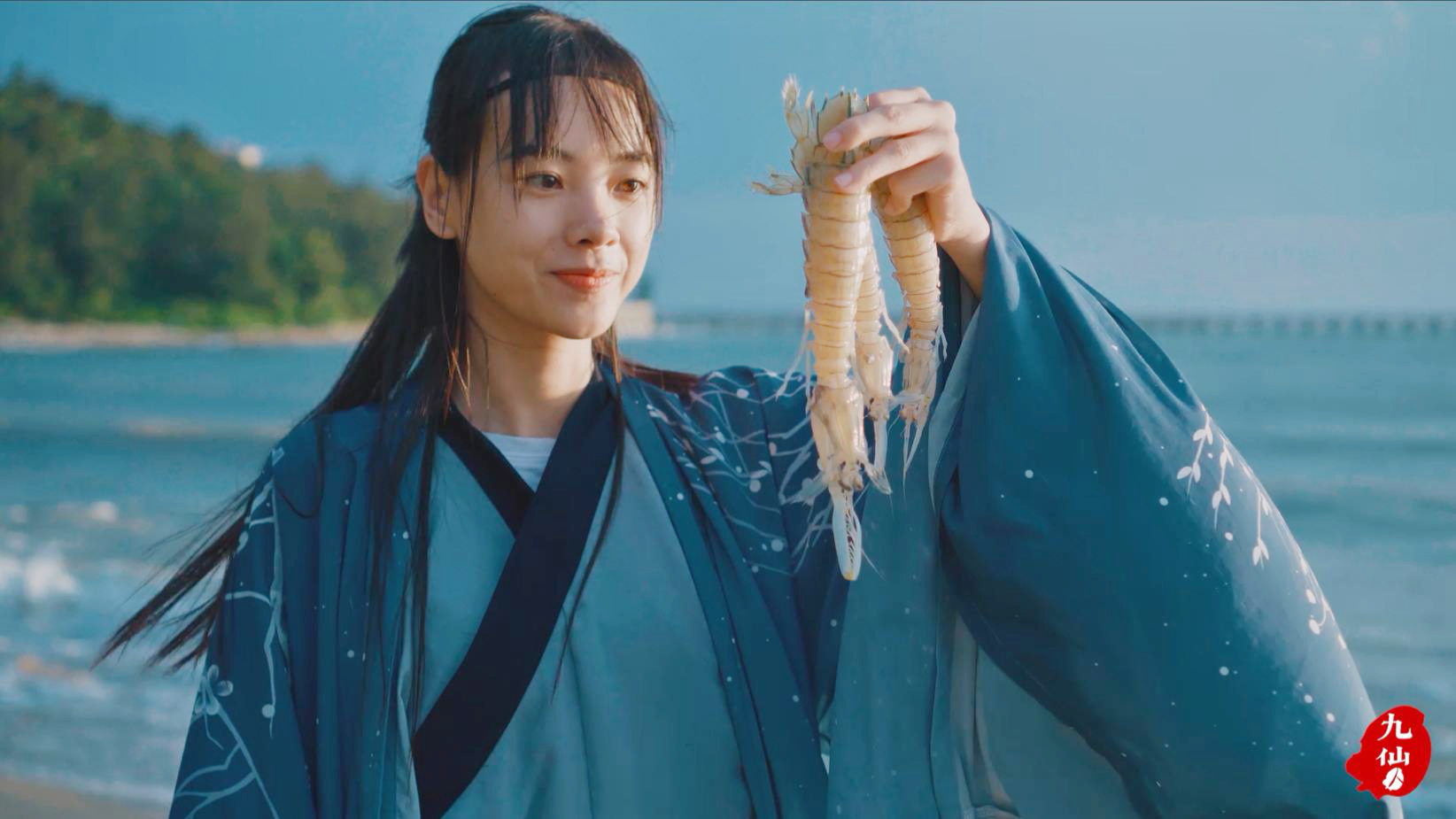一代女侠,怎能让这皮皮虾毁了名声,于是它们被爆炒了!
